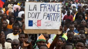 Au Niger, la junte révoque différents accords de coopération militaire avec la France