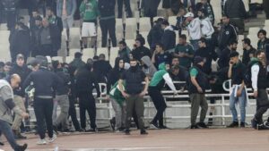 Grèce: un supporteur de football grec poignardé à mort avant le match AEK-Dinamo Zagreb