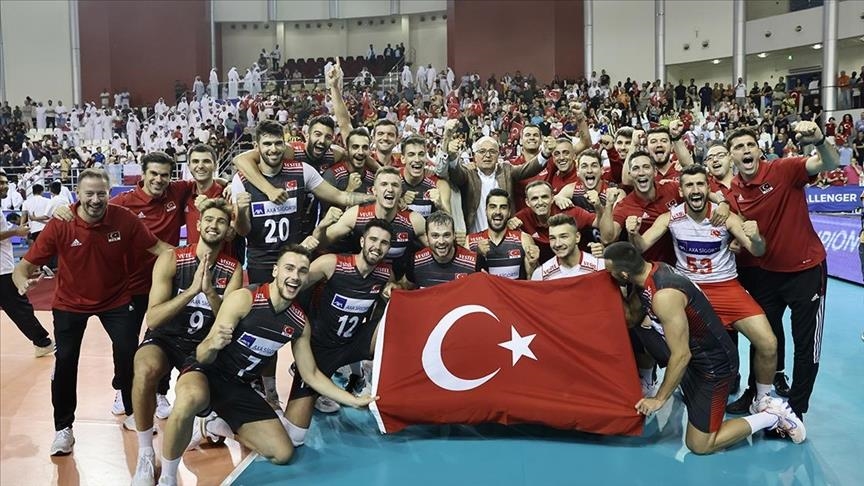 Volleyball : La Türkiye bat le Qatar 3-2 en finale de la Challenger Cup masculine de la FIVB
