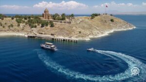Türkiye: Sur le Lac de Van, la police maritime patrouille afin de prévenir les noyades