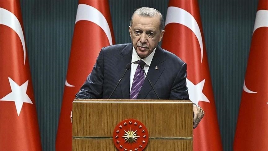 Erdogan : Toutes les victimes du tremblement de terre seront transférées dans des maisons préfabriquées à la mi-août