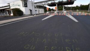 France: nouvelle taxe sur les autoroutes et les grands aéroports