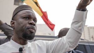 Sénégal: l'opposant Ousmane Sonko a "suspendu" sa grève de la faim