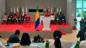 GABON : le Général Olingui Nguema prête serment en tant que président de la transition