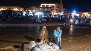 Au moins 1037 morts dans un puissant séisme au Maroc
