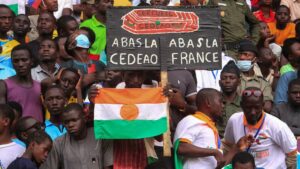 Paris annonce la libération du Français arrêté au Niger