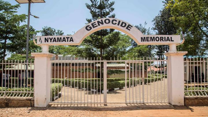 Génocide au Rwanda: un ex-préfet inculpé à Paris et incarcéré