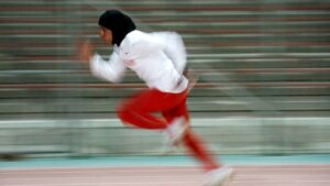 JO 2024: la France interdit aux athlètes françaises de porter le hijab malgré l'autorisation du CIO