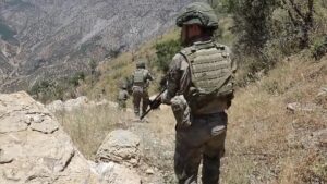 Les forces de sécurité turques neutralisent 8 terroristes dans le nord de l'Irak et de la Syrie