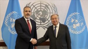 Hakan Fidan et António Guterres discutent de la situation en Ukraine et de l'accord céréalier de la mer Noire