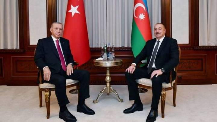 L’Azerbaïdjan refuse de participer à une réunion UE en Espagne, boycotte la France