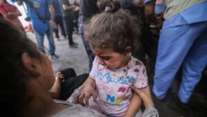 500 enfants tués en une semaine à Gaza selon l’Unicef, évacuation impossible des hôpitaux