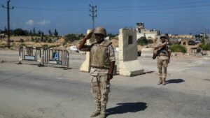 Des gardes-frontières égyptiens blessés par des fragments d’un obus israélien