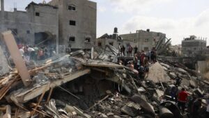 Israël intensifie ses frappes sur Gaza pour "se préparer à la prochaine phase de la guerre"