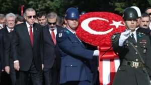 Les hauts dignitaires turcs publient des messages à l'occasion du centenaire de la République