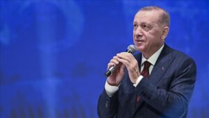 4eme Congrès extraordinaire de l’AK Parti : Erdogan s'adresse à ses partisans avant son discours d'ouverture