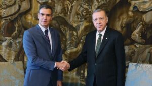 Gaza : Erdogan et Sanchez discutent de l'acheminement de l'aide et des efforts en vue d'un cessez-le-feu permanent